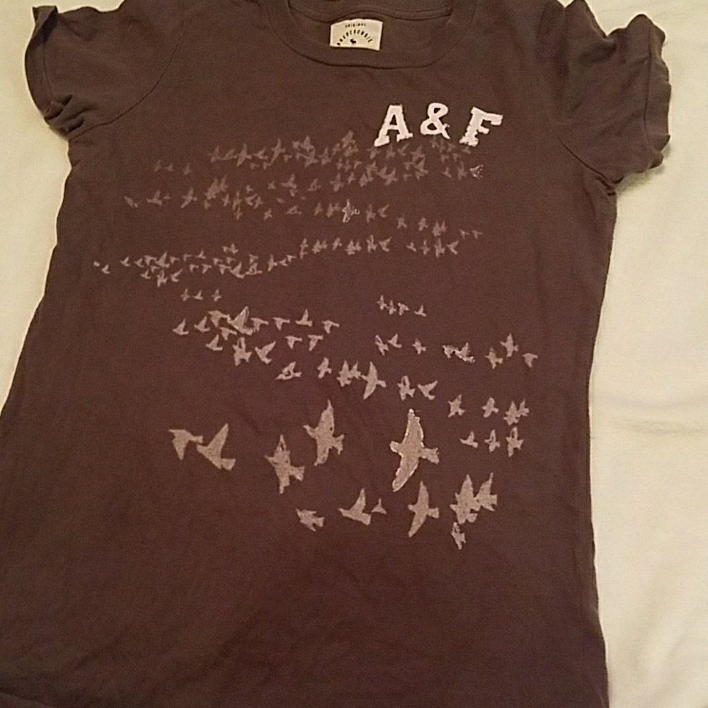 Abercrombie tshirt